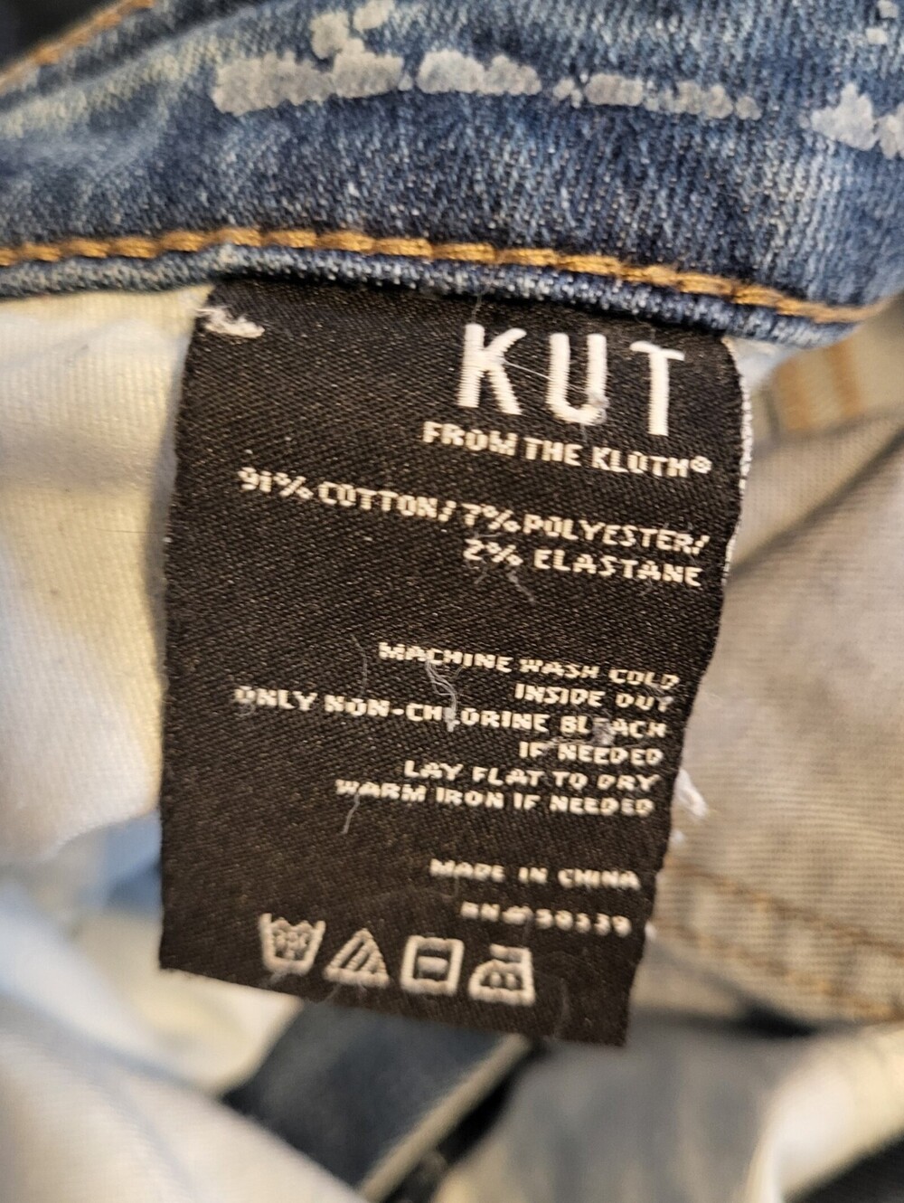 Kut From The Kloth Women's High Waist Button Fly Skinny Jeans Size 12 with Fray - Picture 9 of 9